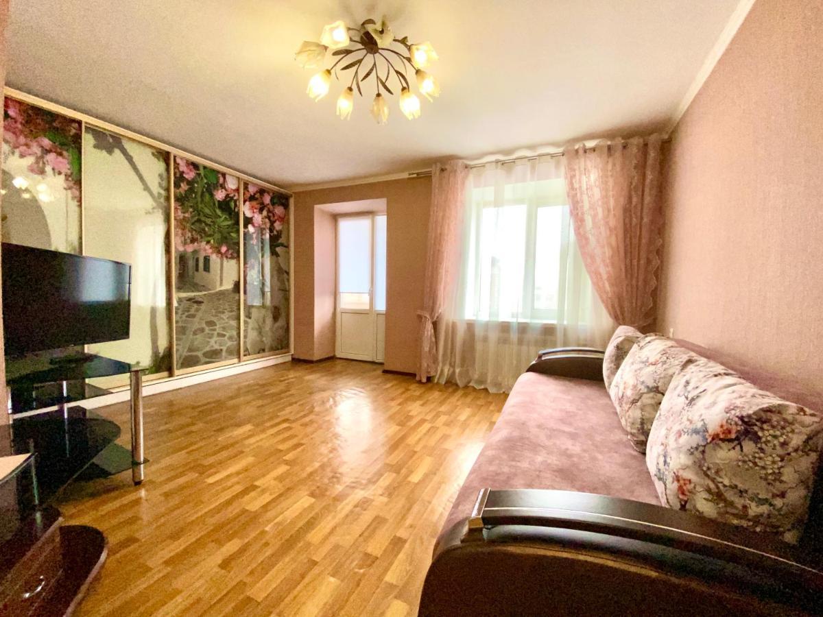 Apartpoltava Центр Полтави, Простора Та Зручна Квартира Біля Пует, 2-Окремі Кімнати, Звітна Документація Для Відрядження Exterior photo