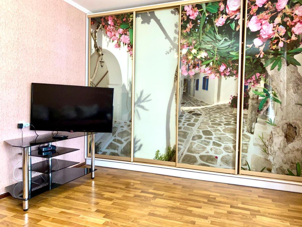 Apartpoltava Центр Полтави, Простора Та Зручна Квартира Біля Пует, 2-Окремі Кімнати, Звітна Документація Для Відрядження Exterior photo