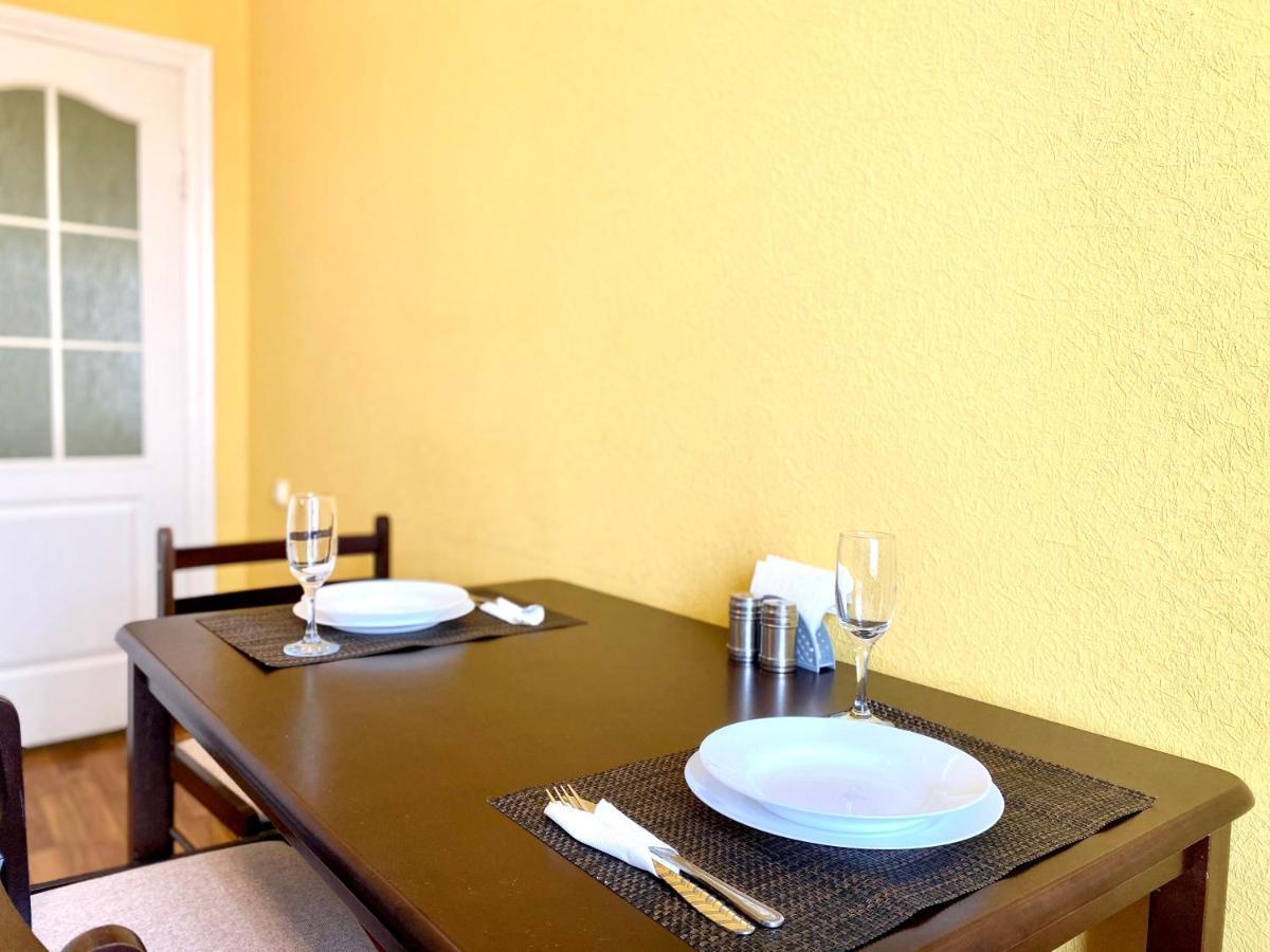 Apartpoltava Центр Полтави, Простора Та Зручна Квартира Біля Пует, 2-Окремі Кімнати, Звітна Документація Для Відрядження Exterior photo