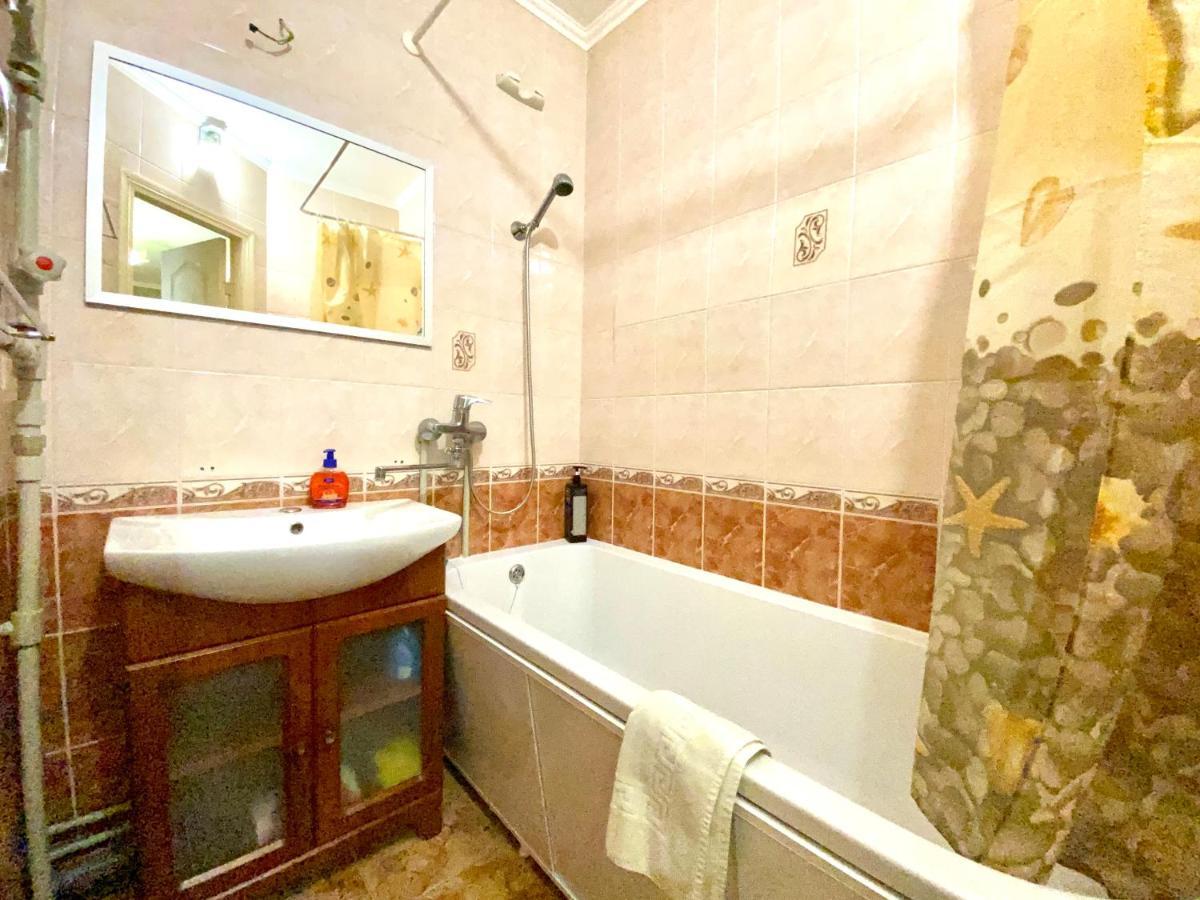 Apartpoltava Центр Полтави, Простора Та Зручна Квартира Біля Пует, 2-Окремі Кімнати, Звітна Документація Для Відрядження Exterior photo